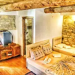 Parmis Boutique House Πανσιόν Çeşme