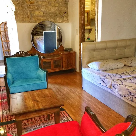 Parmis Boutique House בית הארחה Çeşme