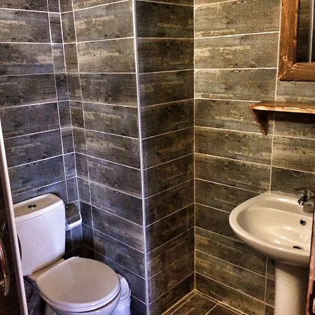 בית הארחה Parmis Boutique House 3*