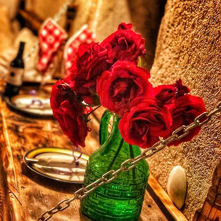 בית הארחה Parmis Boutique House 3*