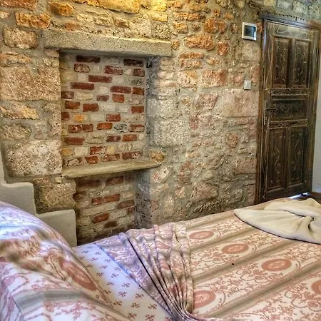 Parmis Boutique House בית הארחה Çeşme
