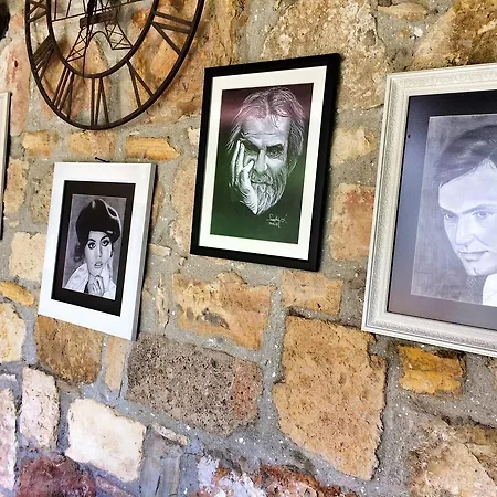 招待所 Parmis Boutique House 3*