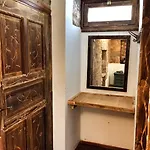 Parmis Boutique House