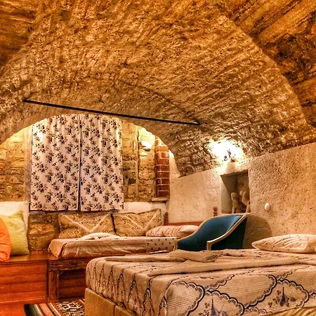 Parmis Boutique House Çeşme