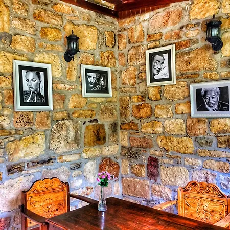 Parmis Boutique House 3* Çeşme