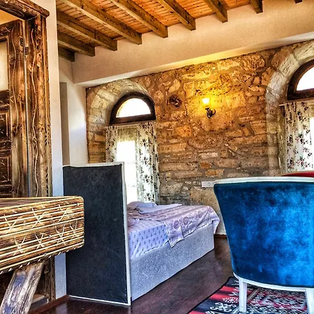 Parmis Boutique House Penzion