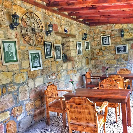 Parmis Boutique House Çeşme