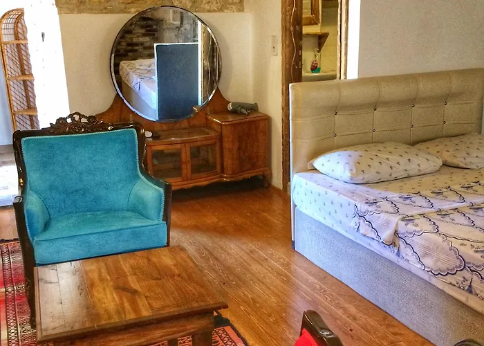 Parmis Boutique House Pensiune Çeşme